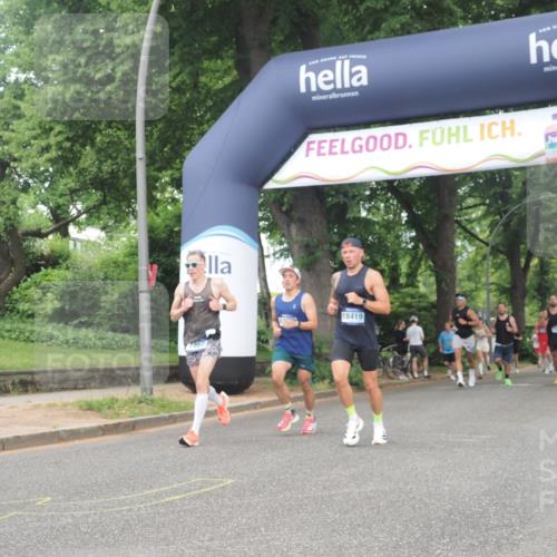 29.06.2025 - hella hamburg halbmarathon KatJ http://msf.ph/oto/8373857 29.06.2025 10:24:05 Zwischen KM18-KM19 7867 meine-sportfotos.de