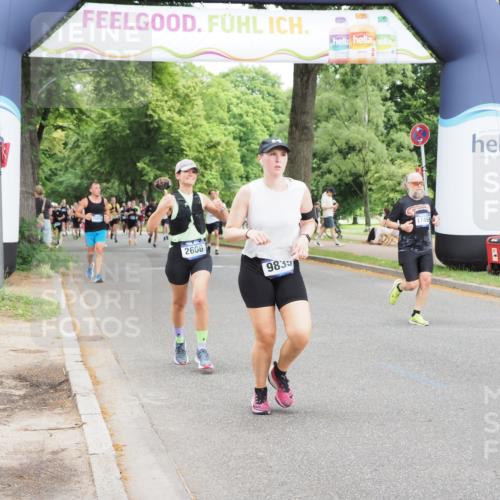 29.06.2025 - hella hamburg halbmarathon MichiJ http://msf.ph/oto/8373896 29.06.2025 10:45:04 Zwischen KM18-KM19 1595, 2606, 3251, 4088, 5277, 6281, 6302, 9835, 10020, 12735, 13287, 14914, 17455, 18068, 18112, 18492, 18682, 18762 meine-sportfotos.de