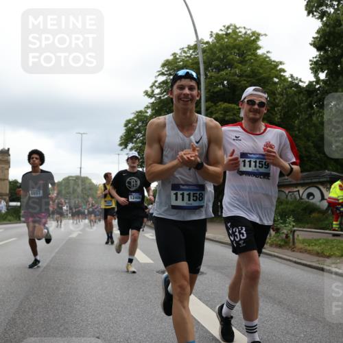 29.06.2025 - hella hamburg halbmarathon Yannick Fuchs http://msf.ph/oto/8373934 29.06.2025 10:53:53 20KM 1019, 1544, 2780, 3169, 3780, 4238, 4379, 4986, 5272, 6327, 6470, 7259, 7824, 8030, 8326, 8481, 8749, 8807, 9741, 9985, 10271, 10281, 10301, 11114, 11158, 11159, 11250, 11757, 12406, 12422, 12446, 13036, 13706, 13847, 13993, 14471, 14823, 15083, 15525, 15673, 15914, 16530, 16608, 17860, 18130, 18200, 18202, 18377, 18624, 19178 meine-sportfotos.de