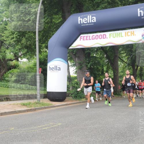 29.06.2025 - hella hamburg halbmarathon KatJ http://msf.ph/oto/8373947 29.06.2025 10:24:07 Zwischen KM18-KM19 7867 meine-sportfotos.de