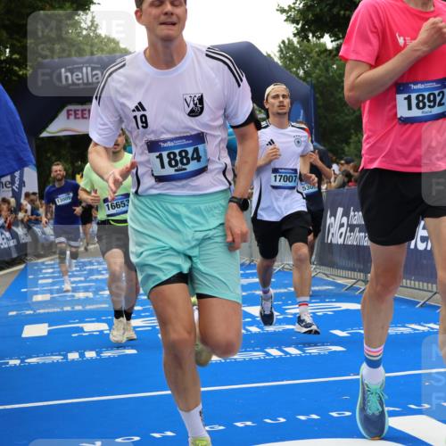 29.06.2025 - hella hamburg halbmarathon Strokosch-Dieckow http://msf.ph/oto/8373963 29.06.2025 10:48:48 Ziel 1094, 1884, 1892, 2442, 7067, 9482, 9661, 11519, 12421, 12533, 13009, 13976, 15309, 15384, 16653, 17007, 18873 meine-sportfotos.de