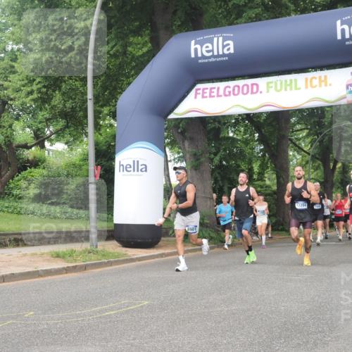 29.06.2025 - hella hamburg halbmarathon KatJ http://msf.ph/oto/8373994 29.06.2025 10:24:07 Zwischen KM18-KM19 7867 meine-sportfotos.de