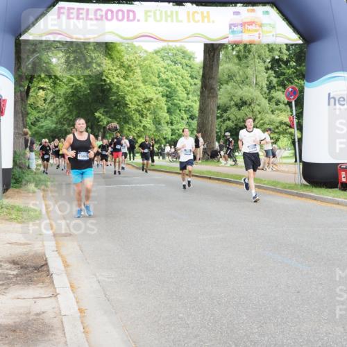29.06.2025 - hella hamburg halbmarathon MichiJ http://msf.ph/oto/8374029 29.06.2025 10:45:06 Zwischen KM18-KM19 1595, 2606, 5277, 6281, 6302, 9835, 10212, 12735, 13694, 15824, 17455, 18068, 18112, 18492, 18682 meine-sportfotos.de
