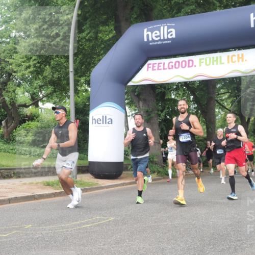 29.06.2025 - hella hamburg halbmarathon KatJ http://msf.ph/oto/8374079 29.06.2025 10:24:08 Zwischen KM18-KM19 7466, 7867 meine-sportfotos.de