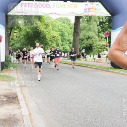 29.06.2025 - hella hamburg halbmarathon MichiJ http://msf.ph/oto/8374304 29.06.2025 10:45:09 Zwischen KM18-KM19 2606, 9835, 10212, 10896, 12735, 13694, 15824, 17455, 18492, 18682 meine-sportfotos.de