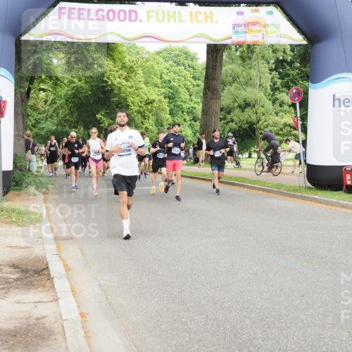 29.06.2025 - hella hamburg halbmarathon MichiJ http://msf.ph/oto/8374338 29.06.2025 10:45:10 Zwischen KM18-KM19 2606, 4319, 9835, 10212, 10896, 13694, 15824, 17455 meine-sportfotos.de