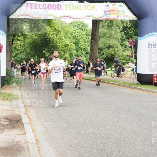 29.06.2025 - hella hamburg halbmarathon MichiJ http://msf.ph/oto/8374353 29.06.2025 10:45:10 Zwischen KM18-KM19 2606, 4319, 9835, 10212, 10896, 13694, 15824, 17455 meine-sportfotos.de