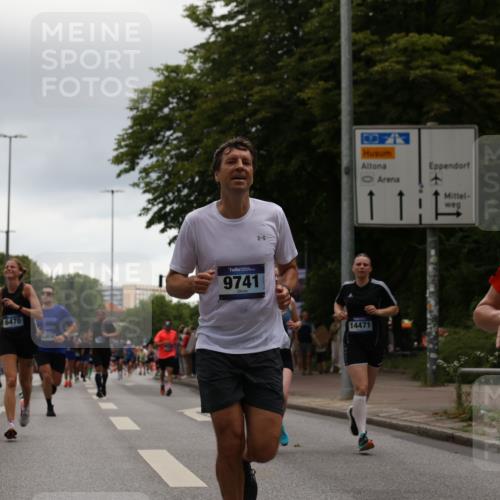 29.06.2025 - hella hamburg halbmarathon Yannick Fuchs http://msf.ph/oto/8374461 29.06.2025 10:53:57 20KM 1019, 1544, 2011, 2167, 2730, 3169, 3780, 4379, 4986, 5272, 6327, 6470, 7259, 7824, 8030, 8326, 8481, 8749, 8807, 9741, 10271, 10281, 10301, 11114, 11158, 11159, 11250, 12406, 12422, 12446, 13036, 13847, 13993, 14471, 14823, 15083, 15525, 15673, 15914, 16439, 16530, 16608, 17860, 18130, 18200, 18202, 18377, 18624, 19178 meine-sportfotos.de