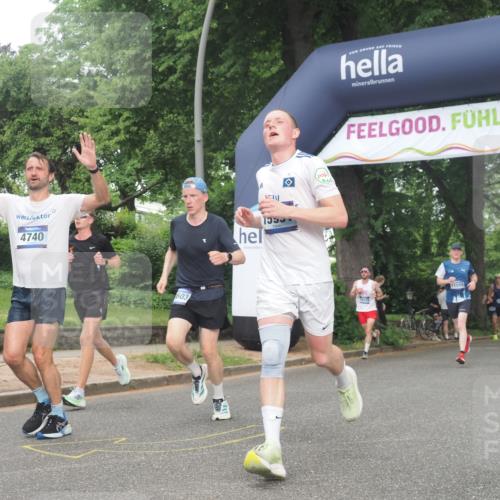 29.06.2025 - hella hamburg halbmarathon KatJ http://msf.ph/oto/8374652 29.06.2025 10:24:13 Zwischen KM18-KM19 1344, 4050, 4740, 7466 meine-sportfotos.de