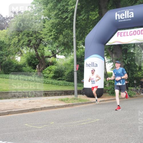 29.06.2025 - hella hamburg halbmarathon KatJ http://msf.ph/oto/8374839 29.06.2025 10:24:15 Zwischen KM18-KM19 1344, 4050, 4740, 7466 meine-sportfotos.de