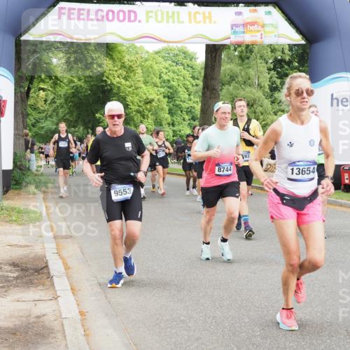 29.06.2025 - hella hamburg halbmarathon MichiJ http://msf.ph/oto/8374887 29.06.2025 10:45:15 Zwischen KM18-KM19 4319, 4379, 4708, 6147, 6531, 8744, 9553, 9555, 10518, 10587, 10896, 12879, 13654, 13761, 14928, 15083, 15229, 16206 meine-sportfotos.de