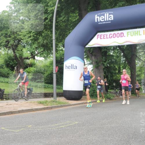 29.06.2025 - hella hamburg halbmarathon KatJ http://msf.ph/oto/8375032 29.06.2025 10:24:17 Zwischen KM18-KM19 1344, 4050, 4740, 6032 meine-sportfotos.de