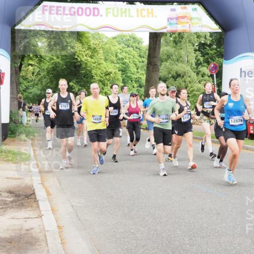 29.06.2025 - hella hamburg halbmarathon MichiJ http://msf.ph/oto/8375195 29.06.2025 10:45:17 Zwischen KM18-KM19 1319, 4319, 4379, 4708, 5084, 6138, 6147, 6531, 8744, 9553, 9555, 10518, 10587, 11846, 12879, 13407, 13654, 13761, 14928, 15083, 15217, 15229, 15434, 16189, 16206, 16608 meine-sportfotos.de