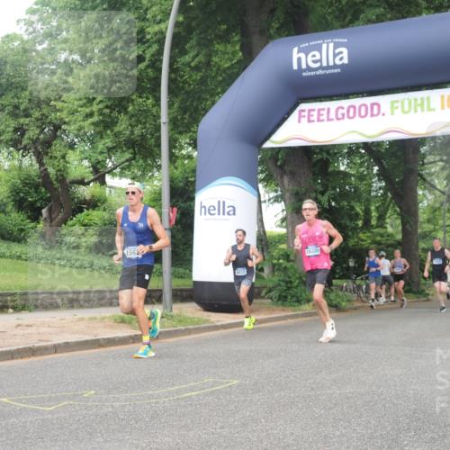 29.06.2025 - hella hamburg halbmarathon KatJ http://msf.ph/oto/8375200 29.06.2025 10:24:18 Zwischen KM18-KM19 1562, 4050, 4740, 6032 meine-sportfotos.de