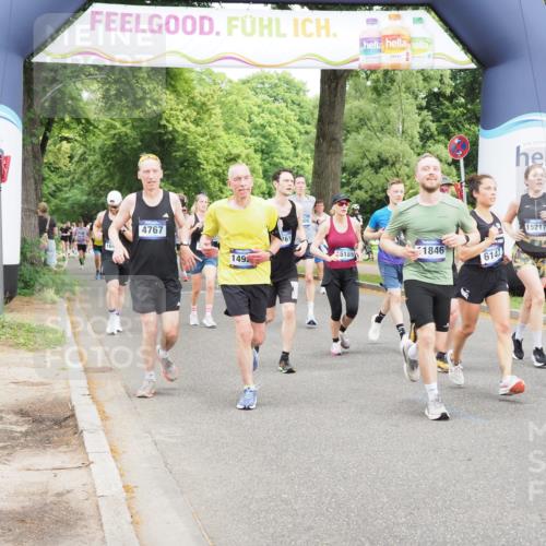 29.06.2025 - hella hamburg halbmarathon MichiJ http://msf.ph/oto/8375246 29.06.2025 10:45:18 Zwischen KM18-KM19 1319, 4319, 4379, 4708, 4767, 5084, 6138, 6147, 6531, 8744, 9553, 9555, 10518, 10587, 11846, 12879, 13407, 13654, 13761, 14928, 15083, 15217, 15229, 15434, 16189, 16206, 16608 meine-sportfotos.de