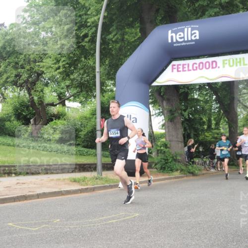 29.06.2025 - hella hamburg halbmarathon KatJ http://msf.ph/oto/8375384 29.06.2025 10:24:21 Zwischen KM18-KM19 1562, 5554, 6032 meine-sportfotos.de
