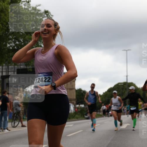 29.06.2025 - hella hamburg halbmarathon Yannick Fuchs http://msf.ph/oto/8375417 29.06.2025 10:54:09 20KM 1019, 1544, 2011, 2091, 2167, 2730, 3169, 3780, 4013, 5272, 6470, 7259, 8509, 8749, 9006, 9434, 10271, 10281, 10301, 12422, 12446, 13847, 13993, 14224, 14577, 14823, 15344, 15673, 15901, 16439, 16608, 17825, 18130, 18200, 18202, 18254, 18624, 18701, 19159 meine-sportfotos.de