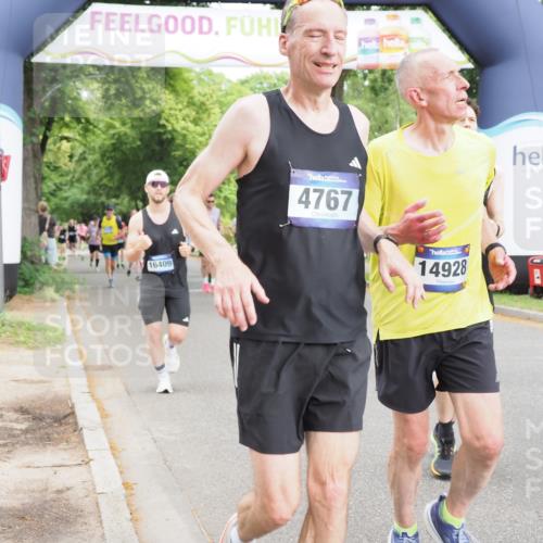 29.06.2025 - hella hamburg halbmarathon MichiJ http://msf.ph/oto/8375437 29.06.2025 10:45:20 Zwischen KM18-KM19 1319, 4379, 4708, 4767, 5084, 6138, 6147, 8744, 9553, 9555, 10518, 11846, 12779, 12879, 13407, 13761, 14928, 15083, 15217, 15229, 15434, 16189, 16206, 16409, 16608, 17346, 17967 meine-sportfotos.de