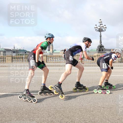 29.06.2025 - hella hamburg halbmarathon Lena Gebhardt http://msf.ph/oto/8375447 29.06.2025 08:51:15 Lombardsbrücke 490 meine-sportfotos.de