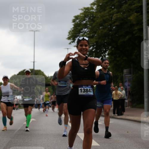 29.06.2025 - hella hamburg halbmarathon Yannick Fuchs http://msf.ph/oto/8375459 29.06.2025 10:54:10 20KM 1019, 1544, 2011, 2091, 2167, 2730, 3169, 3780, 4013, 5272, 7259, 8003, 8509, 8749, 9006, 9434, 10271, 10281, 10301, 11041, 12422, 12446, 13847, 13993, 14224, 14577, 14823, 15344, 15673, 15901, 16439, 16608, 17825, 18130, 18200, 18202, 18254, 18624, 18701, 19159 meine-sportfotos.de