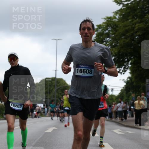 29.06.2025 - hella hamburg halbmarathon Yannick Fuchs http://msf.ph/oto/8375568 29.06.2025 10:54:12 20KM 1019, 1544, 2011, 2091, 2167, 2730, 3169, 3780, 4013, 5272, 7259, 8003, 8509, 8749, 9006, 9434, 10271, 10281, 10301, 11041, 11366, 12422, 12446, 13847, 13993, 14224, 14577, 14823, 15344, 15673, 15901, 16439, 16608, 17825, 18130, 18200, 18202, 18254, 18624, 18701, 19159 meine-sportfotos.de