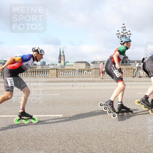 29.06.2025 - hella hamburg halbmarathon Lena Gebhardt http://msf.ph/oto/8375662 29.06.2025 08:51:15 Lombardsbrücke 244, 213, 490 meine-sportfotos.de