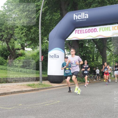 29.06.2025 - hella hamburg halbmarathon KatJ http://msf.ph/oto/8375663 29.06.2025 10:24:23 Zwischen KM18-KM19 1562, 1889, 4944, 5554, 6032 meine-sportfotos.de