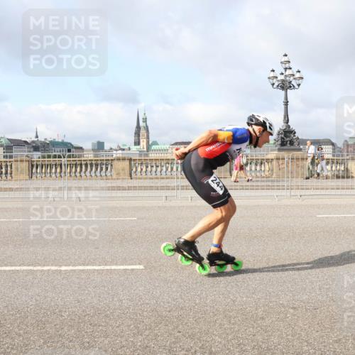 29.06.2025 - hella hamburg halbmarathon Lena Gebhardt http://msf.ph/oto/8375922 29.06.2025 08:51:15 Lombardsbrücke 244, 213 meine-sportfotos.de