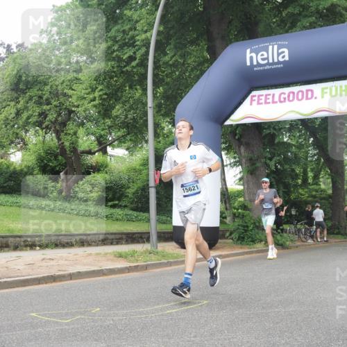 29.06.2025 - hella hamburg halbmarathon KatJ http://msf.ph/oto/8375954 29.06.2025 10:24:31 Zwischen KM18-KM19 1889, 4944 meine-sportfotos.de