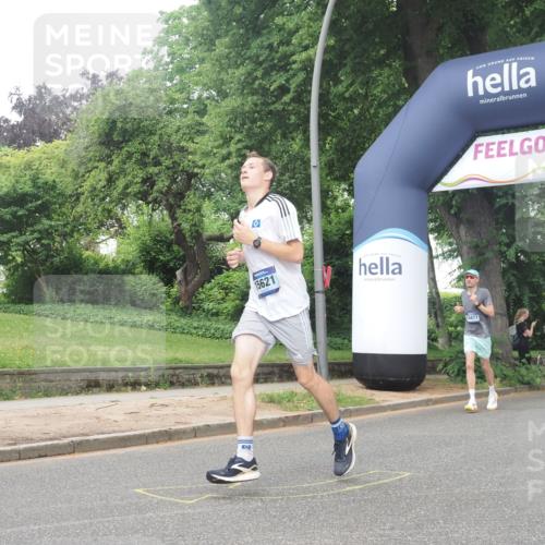29.06.2025 - hella hamburg halbmarathon KatJ http://msf.ph/oto/8375999 29.06.2025 10:24:31 Zwischen KM18-KM19 1889, 4944 meine-sportfotos.de