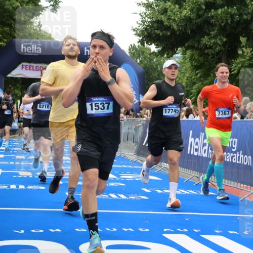 29.06.2025 - hella hamburg halbmarathon Strokosch-Dieckow http://msf.ph/oto/8376153 29.06.2025 10:48:21 Ziel 1537, 3747, 5129, 5362, 5528, 6081, 6923, 7367, 7599, 8216, 9262, 9770, 11211, 11451, 11467, 12549, 12840, 13962, 14797, 14990, 15629, 15735, 17745, 17855, 17982, 18790, 18923, 18963, 19127 meine-sportfotos.de