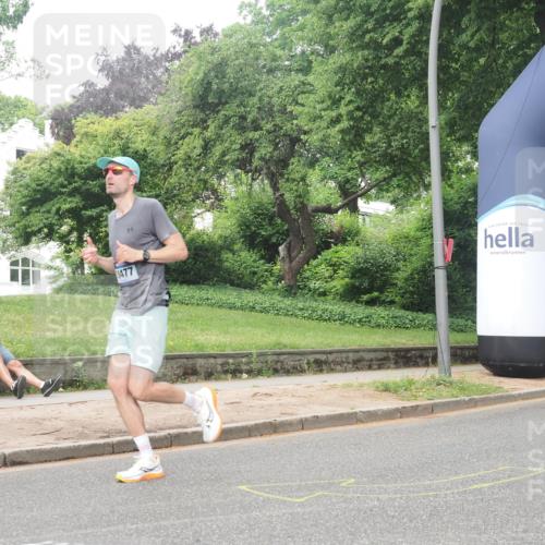 29.06.2025 - hella hamburg halbmarathon KatJ http://msf.ph/oto/8376259 29.06.2025 10:24:34 Zwischen KM18-KM19 6704 meine-sportfotos.de
