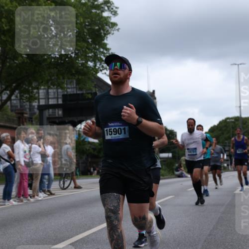 29.06.2025 - hella hamburg halbmarathon Yannick Fuchs http://msf.ph/oto/8376355 29.06.2025 10:54:20 20KM 1681, 2011, 2091, 2167, 2363, 2730, 4013, 5272, 6309, 8003, 8191, 8509, 8749, 9006, 9434, 10271, 10576, 11041, 11366, 11753, 11937, 13488, 13847, 14224, 14429, 14577, 15344, 15901, 16439, 16608, 17491, 17825, 18029, 18063, 18200, 18202, 18254, 18701, 19159, 19246 meine-sportfotos.de