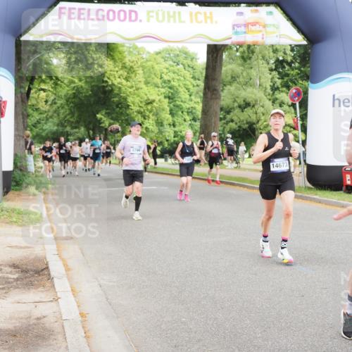 29.06.2025 - hella hamburg halbmarathon MichiJ http://msf.ph/oto/8376367 29.06.2025 10:45:27 Zwischen KM18-KM19 1946, 1951, 2159, 7189, 9655, 10268, 11605, 12734, 12779, 13512, 14673, 16409, 16563, 16924, 17346, 17967, 18327 meine-sportfotos.de