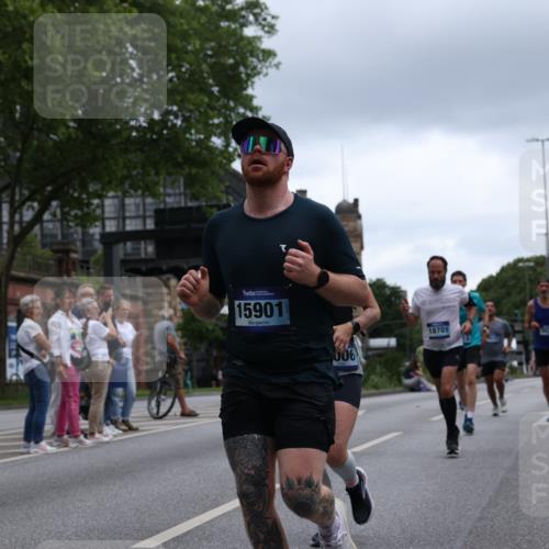 29.06.2025 - hella hamburg halbmarathon Yannick Fuchs http://msf.ph/oto/8376372 29.06.2025 10:54:20 20KM 1681, 2011, 2091, 2167, 2363, 2730, 4013, 5272, 6309, 8003, 8191, 8509, 8749, 9006, 9434, 10271, 10576, 11041, 11366, 11753, 11937, 13488, 13847, 14224, 14429, 14577, 15344, 15901, 16439, 16608, 17491, 17825, 18029, 18063, 18200, 18202, 18254, 18701, 19159, 19246 meine-sportfotos.de