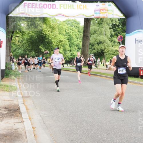 29.06.2025 - hella hamburg halbmarathon MichiJ http://msf.ph/oto/8376413 29.06.2025 10:45:27 Zwischen KM18-KM19 1946, 1951, 2159, 7189, 9655, 10268, 11605, 12734, 12779, 13512, 14673, 16409, 16563, 16924, 17346, 17967, 18327 meine-sportfotos.de