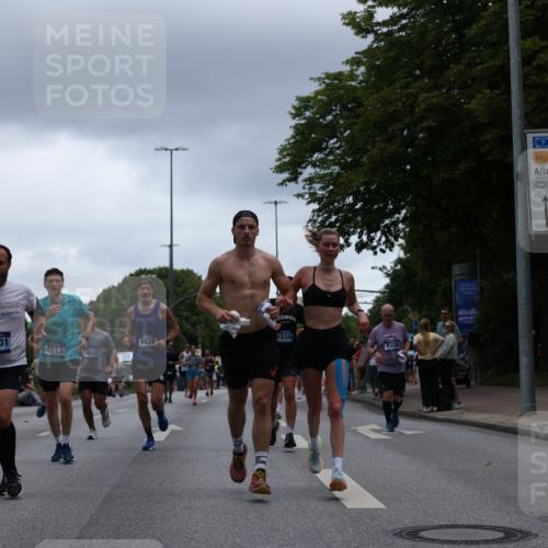 29.06.2025 - hella hamburg halbmarathon Yannick Fuchs http://msf.ph/oto/8376474 29.06.2025 10:54:21 20KM 1681, 2011, 2091, 2167, 2363, 2730, 4013, 6309, 8003, 8191, 8422, 8509, 9006, 9434, 10576, 11041, 11366, 11753, 11937, 13488, 14224, 14429, 14577, 15344, 15901, 16439, 17491, 17825, 17899, 18029, 18063, 18200, 18202, 18254, 18701, 19159, 19246 meine-sportfotos.de