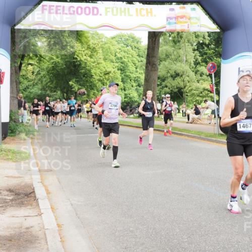 29.06.2025 - hella hamburg halbmarathon MichiJ http://msf.ph/oto/8376485 29.06.2025 10:45:27 Zwischen KM18-KM19 1946, 1951, 2159, 7189, 9655, 10268, 11605, 12734, 12779, 13512, 14673, 16409, 16563, 16924, 17346, 17967, 18327 meine-sportfotos.de