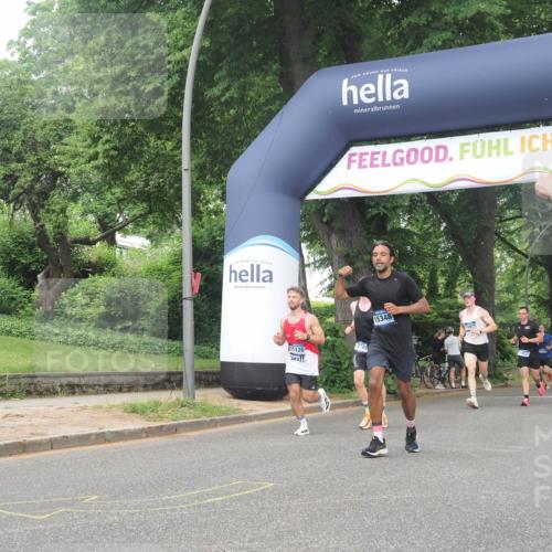 29.06.2025 - hella hamburg halbmarathon KatJ http://msf.ph/oto/8376501 29.06.2025 10:24:36 Zwischen KM18-KM19 6704 meine-sportfotos.de