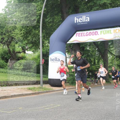 29.06.2025 - hella hamburg halbmarathon KatJ http://msf.ph/oto/8376531 29.06.2025 10:24:37 Zwischen KM18-KM19 6704 meine-sportfotos.de