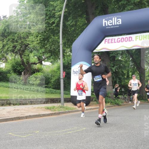 29.06.2025 - hella hamburg halbmarathon KatJ http://msf.ph/oto/8376569 29.06.2025 10:24:37 Zwischen KM18-KM19 6704 meine-sportfotos.de