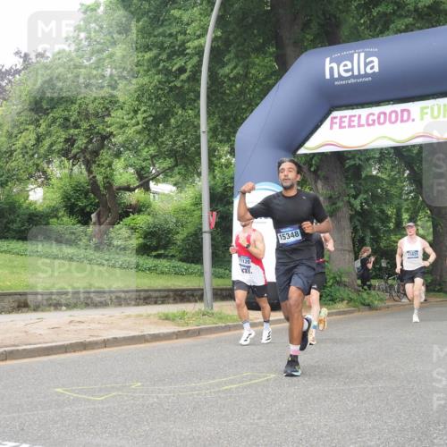 29.06.2025 - hella hamburg halbmarathon KatJ http://msf.ph/oto/8376596 29.06.2025 10:24:37 Zwischen KM18-KM19 6704 meine-sportfotos.de