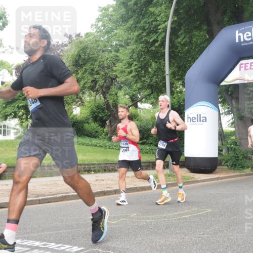 29.06.2025 - hella hamburg halbmarathon KatJ http://msf.ph/oto/8376756 29.06.2025 10:24:38 Zwischen KM18-KM19 6704 meine-sportfotos.de