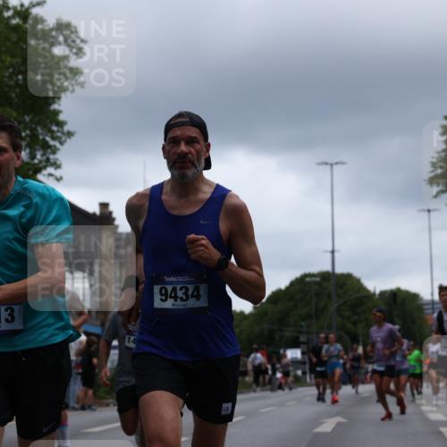 29.06.2025 - hella hamburg halbmarathon Yannick Fuchs http://msf.ph/oto/8376782 29.06.2025 10:54:24 20KM 1681, 2011, 2091, 2167, 2363, 2730, 4013, 6309, 7065, 8003, 8191, 8421, 8422, 8509, 8923, 9006, 9434, 10576, 11041, 11366, 11753, 11937, 12491, 13488, 13589, 14224, 14429, 14577, 15344, 15901, 16439, 17491, 17825, 17899, 18029, 18063, 18254, 18701, 19159, 19246 meine-sportfotos.de