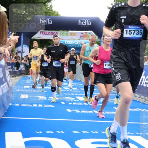 29.06.2025 - hella hamburg halbmarathon Strokosch-Dieckow http://msf.ph/oto/8376798 29.06.2025 10:48:19 Ziel 1537, 3747, 5129, 5362, 5528, 6081, 6923, 7367, 7599, 8216, 8916, 9262, 9770, 11211, 11467, 12549, 12840, 14797, 15629, 15735, 17745, 17855, 17982, 18790, 18923, 18963, 19127 meine-sportfotos.de