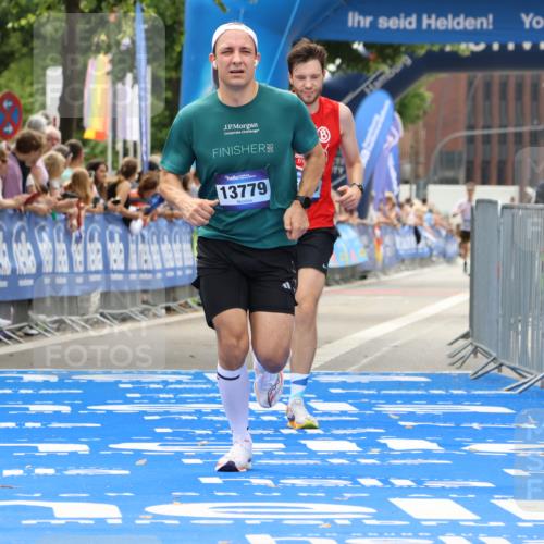 29.06.2025 - hella hamburg halbmarathon Strokosch-Dieckow http://msf.ph/oto/8376819 29.06.2025 10:26:03 Ziel 9767, 13779, 16615, 17003 meine-sportfotos.de