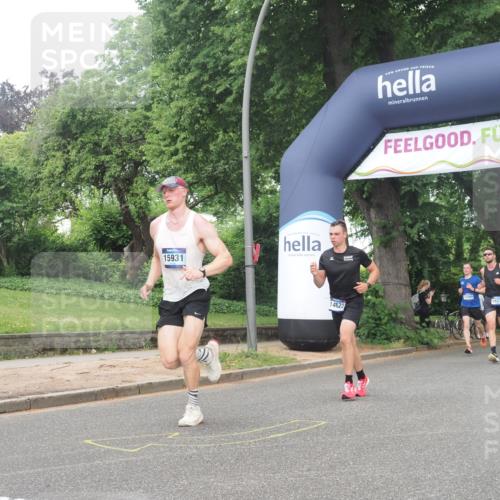 29.06.2025 - hella hamburg halbmarathon KatJ http://msf.ph/oto/8377016 29.06.2025 10:24:39 Zwischen KM18-KM19 6704 meine-sportfotos.de