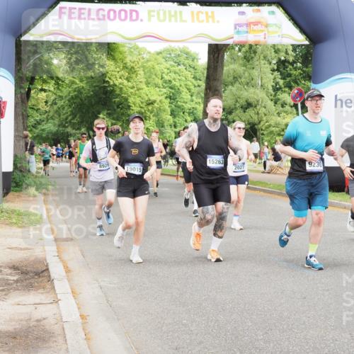 29.06.2025 - hella hamburg halbmarathon MichiJ http://msf.ph/oto/8377028 29.06.2025 10:45:35 Zwischen KM18-KM19 1642, 1946, 1951, 2027, 4796, 5675, 6636, 7138, 8929, 9230, 12144, 15263, 17810, 19015 meine-sportfotos.de