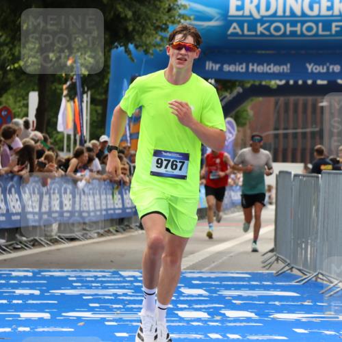 29.06.2025 - hella hamburg halbmarathon Strokosch-Dieckow http://msf.ph/oto/8377031 29.06.2025 10:25:56 Ziel 9767, 10468, 13779, 17003, 17258, 18692 meine-sportfotos.de