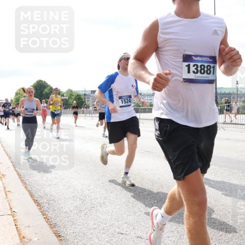 29.06.2025 - hella hamburg halbmarathon Lena Gebhardt http://msf.ph/oto/8377165 29.06.2025 10:15:17 Lombardsbrücke 5986, 5271, 1524, 13881, 1071, 1296, 1379, 1440, 1524, 1575, 1745, 2110, 2140, 2281, 2601, 2690, 2720, 3025, 3417, 3507, 3509, 3513, 3650, 3844, 4495, 4641, 5069, 5271, 5608, 5739, 5800, 5986, 6181, 6248, 6317, 7195, 7439, 7452, 7809, 7810, 7881, 8237, 8239, 8256, 8275, 8522, 8563, 8609, 8854, 9113, 9173, 9307, 9423, 9847, 9911, 9975, 9997, 10589, 10717, 10775, 10858, 10963, 11271, 11598, 12457, 12521, 13197, 13453, 13500, 15150, 15740 meine-sportfotos.de